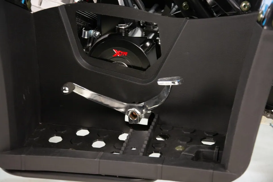 XTR STORM PRO detail 40